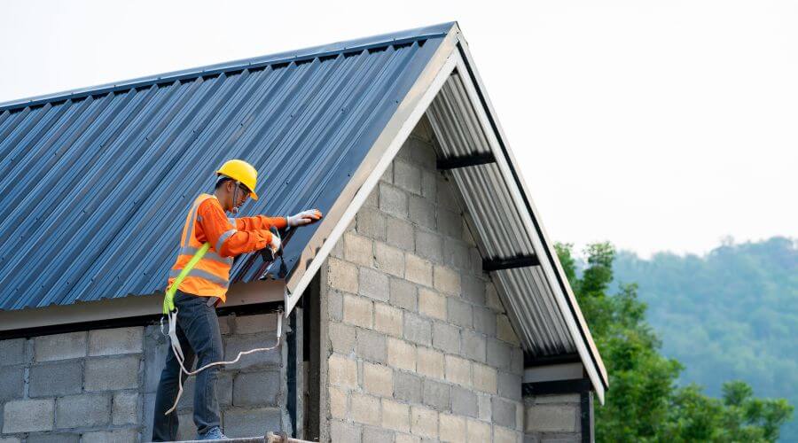 Professional residential roofers in Beaver City, NE